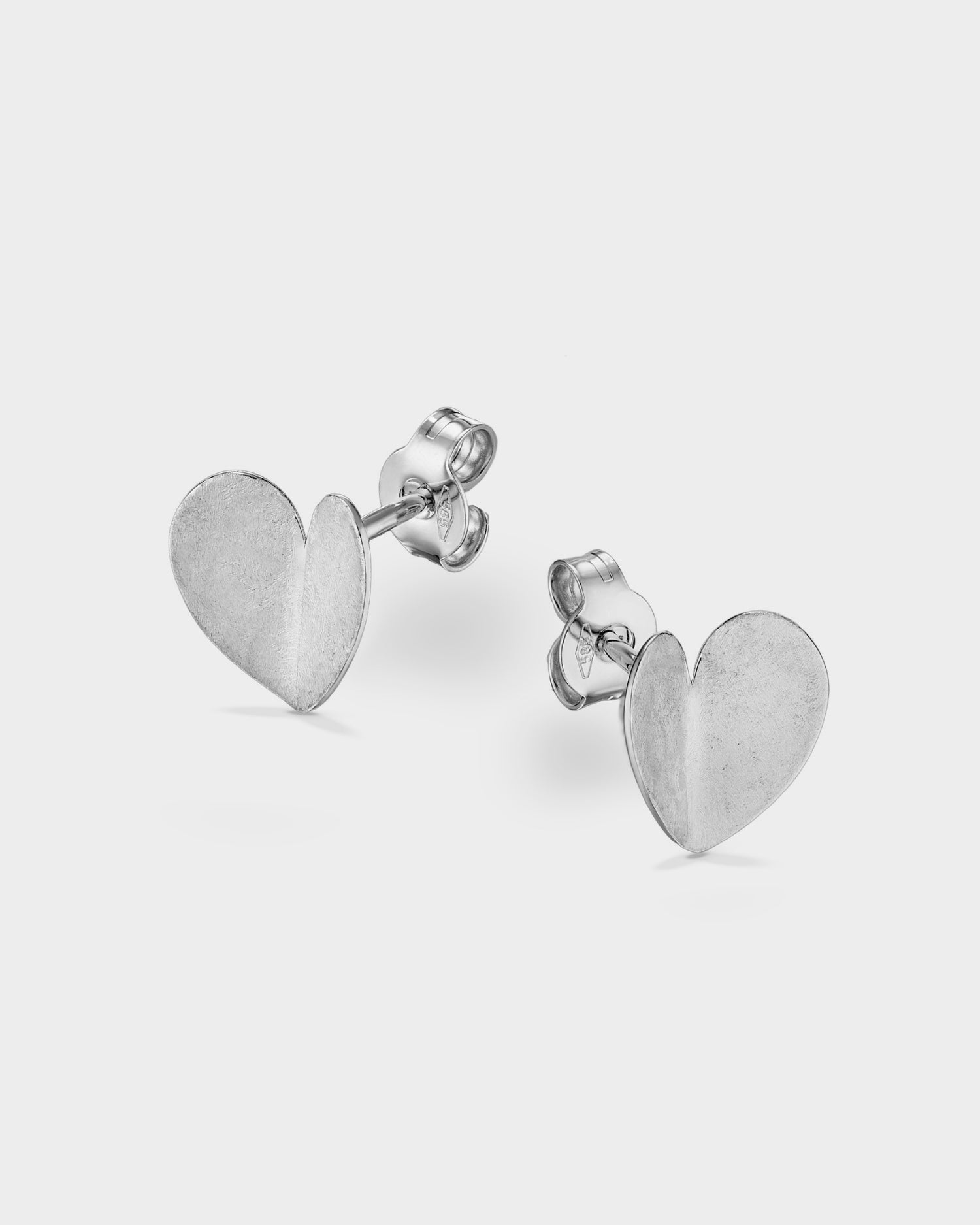 White gold mini heart stud earrings